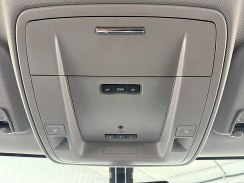 Used 2017 GMC Sierra 3500 SLT AWD/4WD image 27