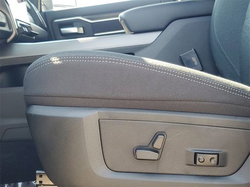 New 2025 RAM 2500 Big Horn image 14