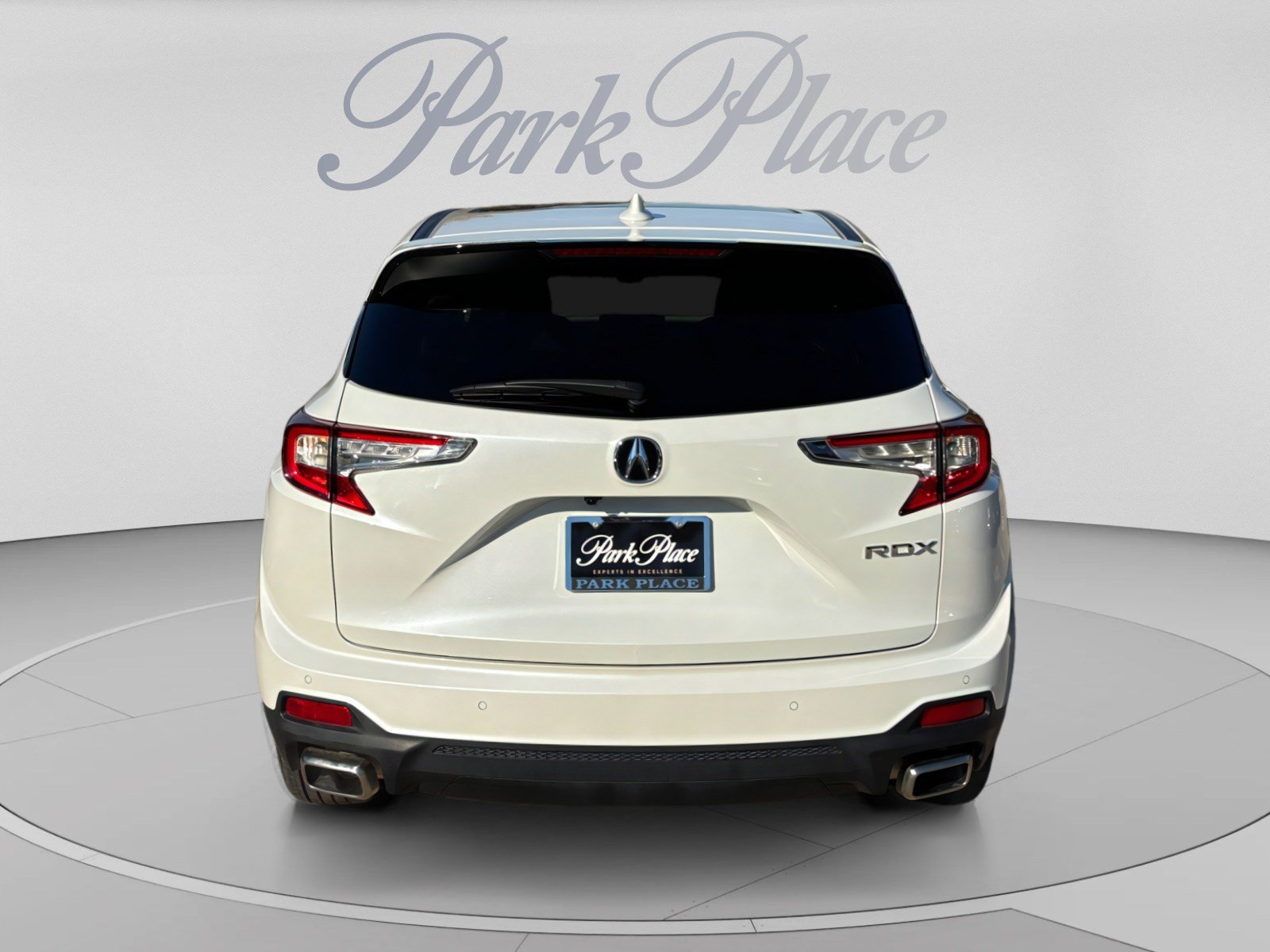 Used 2023 Acura RDX w/ Technology Package FWD image 4