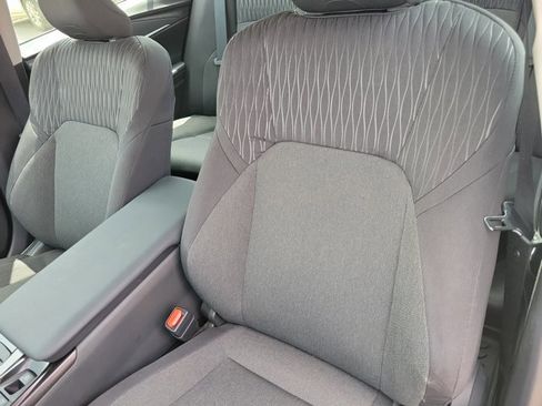 Used 2026 Toyota Camry LE image 7