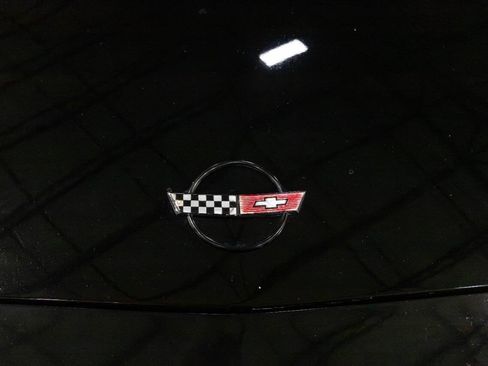 Used 1990 Chevrolet Corvette Coupe RWD image 21