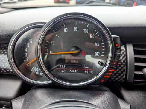 Used 2017 MINI Cooper S image 24