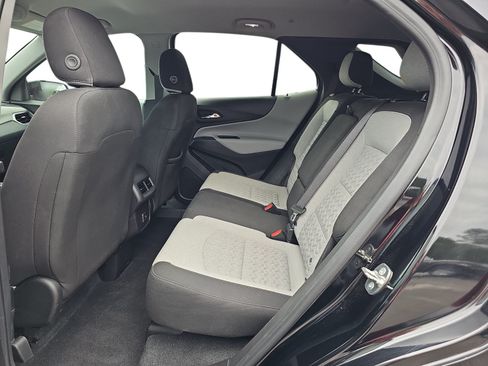Used 2024 Chevrolet Equinox LS w/ LS Convenience Package FWD image 11