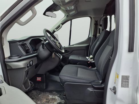 Used 2024 Ford Transit 250 Low Roof w/ Exterior Upgrade Package image 13
