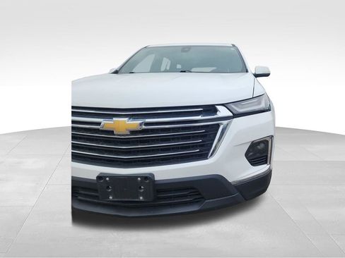 Used 2023 Chevrolet Traverse LT FWD image 11
