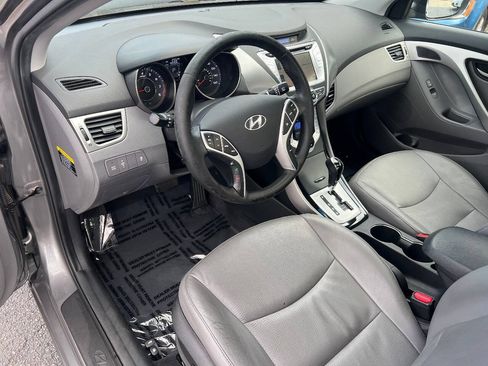 Used 2013 Hyundai Elantra Limited w/ Technology Pkg FWD image 18