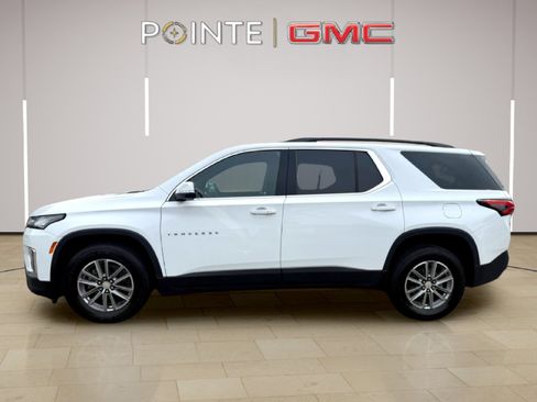 Used 2023 Chevrolet Traverse LT image 10