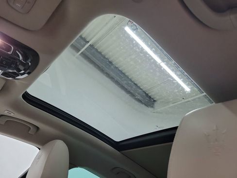 Used 2023 Maserati Grecale GT image 19