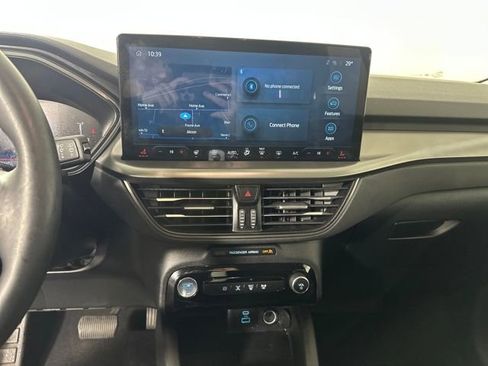 Used 2023 Ford Escape SE image 21