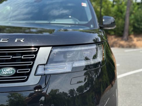 Used 2024 Land Rover Range Rover SE AWD/4WD image 20