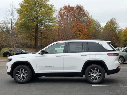 New 2025 Jeep Grand Cherokee Limited image 10