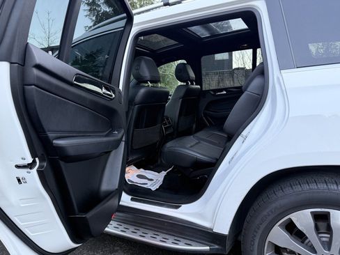 Used 2017 Mercedes-Benz GLS 450 4MATIC image 20