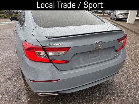 Used 2022 Honda Accord Sport image 8