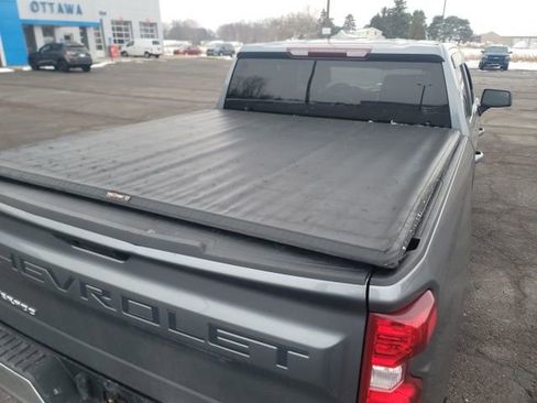 Used 2019 Chevrolet Silverado 1500 LT w/ All-Star Edition image 8