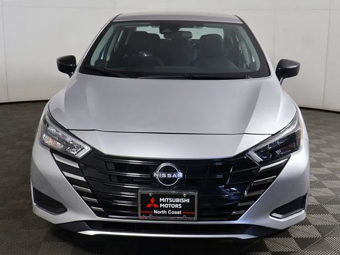 Used 2025 Nissan Versa S FWD image 8