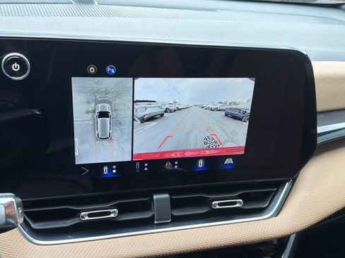 Used 2025 Chevrolet Equinox ACTIV w/ Safety and Technology Package FWD image 22