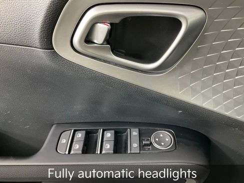 Certified 2023 Kia Soul S image 18