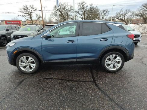 Used 2024 Buick Encore GX Preferred image 3