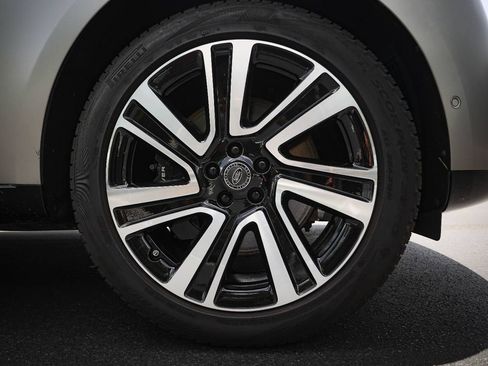 Used 2023 Land Rover Range Rover SV AWD/4WD image 13