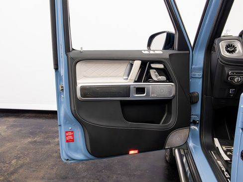 Used 2024 Mercedes-Benz G 63 AMG 4MATIC image 32