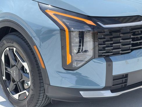 New 2027 Kia Sportage S FWD image 10