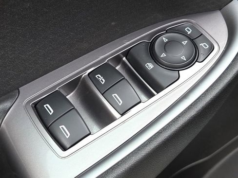 Used 2024 Chevrolet Malibu LT image 17