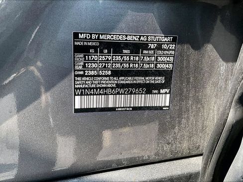 Used 2023 Mercedes-Benz GLB 250 4MATIC image 4