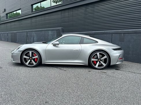 Certified 2026 Porsche 911 Carrera S RWD image 2