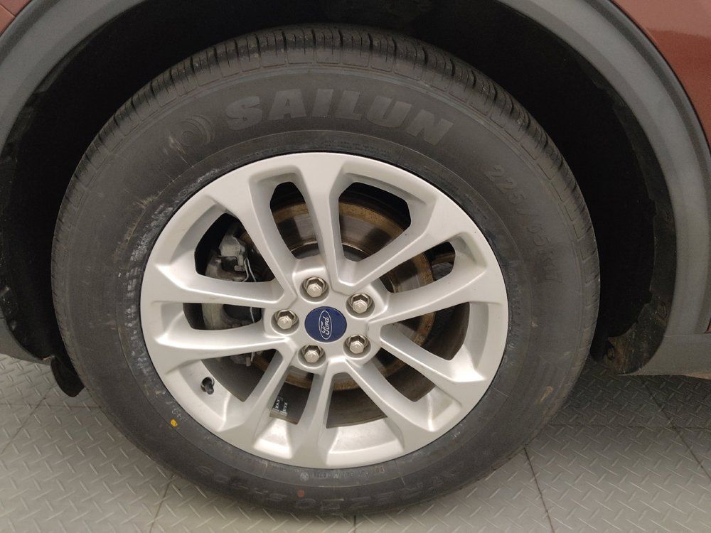 Used 2021 Ford Escape SE FWD image 31