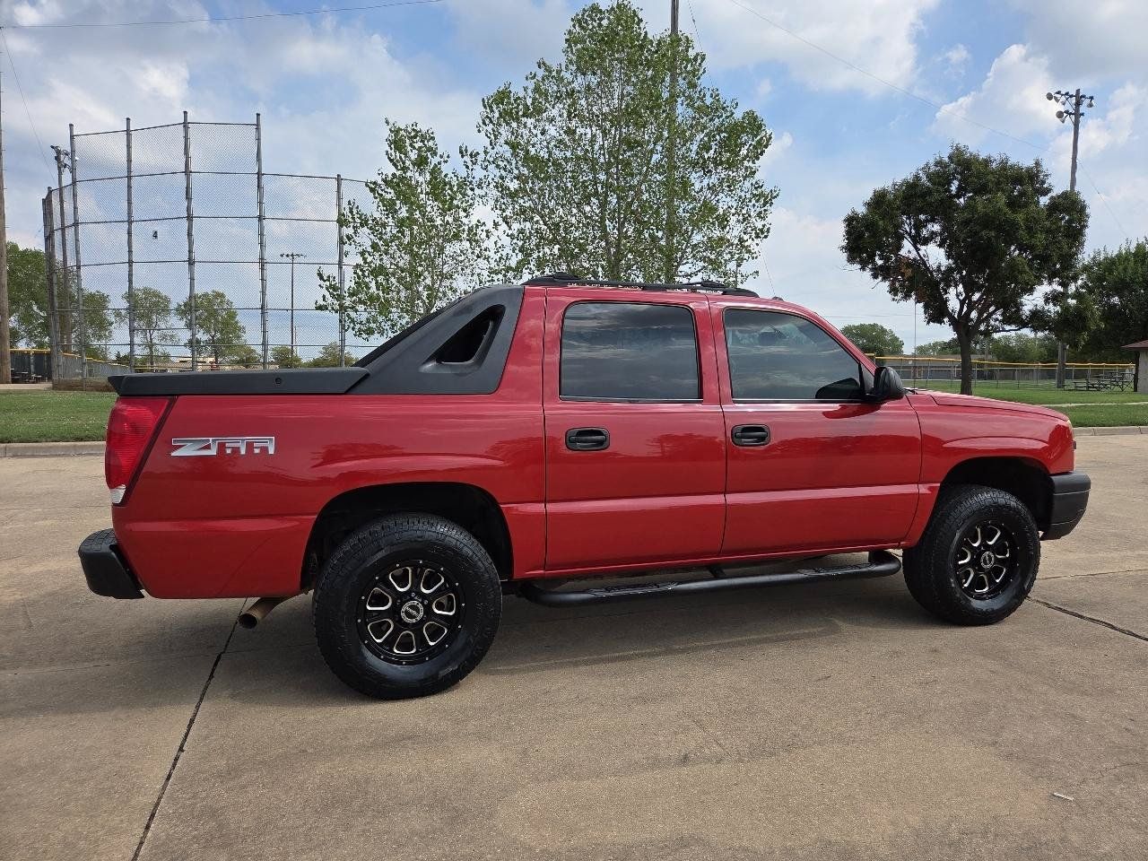 Used 2004 Chevrolet Avalanche Z66 RWD image 26