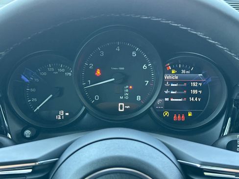 New 2026 Porsche Macan AWD/4WD image 28
