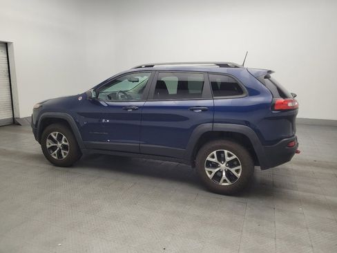 Used 2018 Jeep Cherokee Trailhawk w/ Trailer Tow Group AWD/4WD image 3