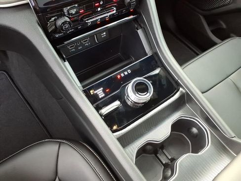 New 2025 Jeep Grand Cherokee Limited image 27