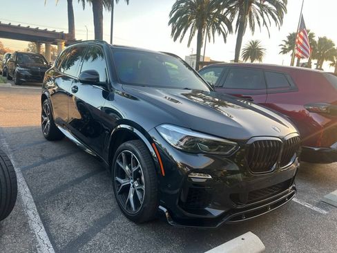 Used 2021 BMW X5 xDrive40i w/ M Sport Package AWD/4WD image 2