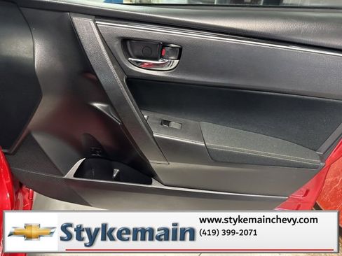 Used 2018 Toyota Corolla L image 21