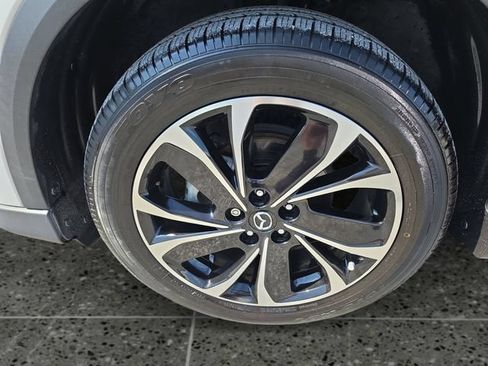 Used 2023 MAZDA CX-5 AWD 2.5 S w/ Premium Package image 16