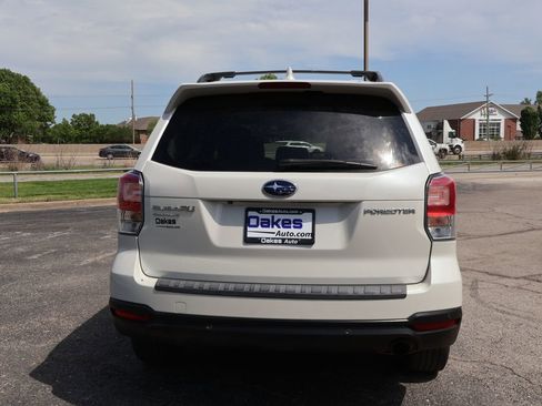 Used 2018 Subaru Forester 2.5i Touring w/ Popular Package #3B AWD/4WD image 9