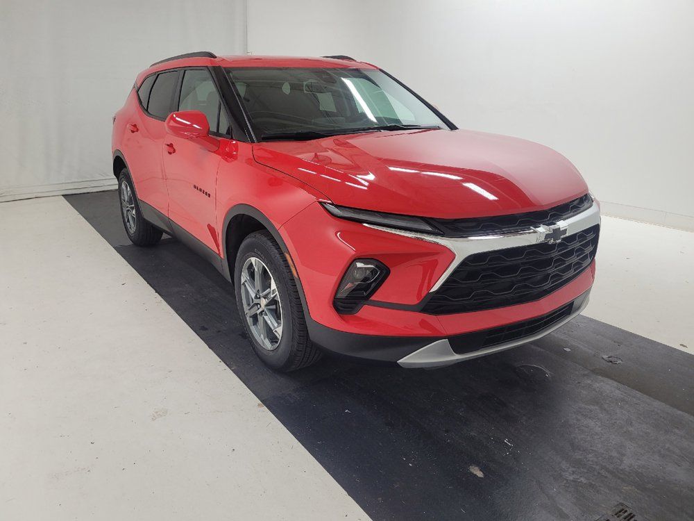 Used 2024 Chevrolet Blazer LT w/ Convenience Package FWD image 13