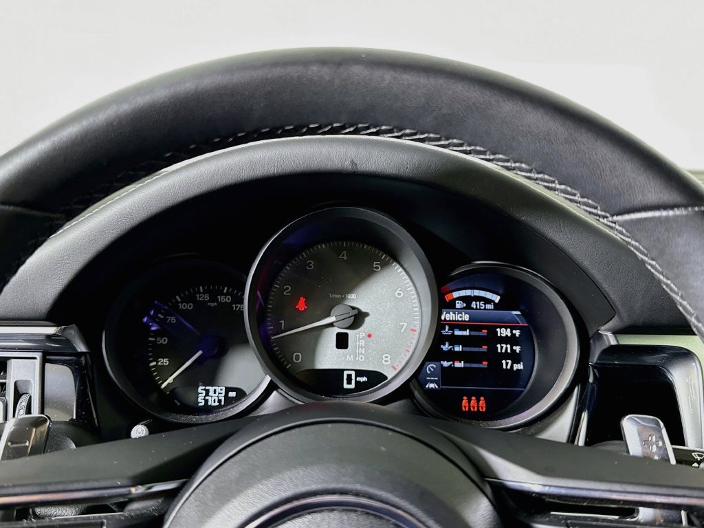 Certified 2026 Porsche Macan S AWD/4WD image 13