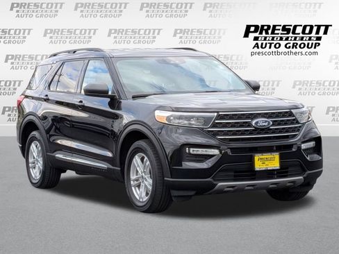 Used 2024 Ford Explorer XLT w/ Equipment Group 202A AWD/4WD image 1
