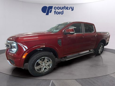 Used 2025 Ford Ranger Lariat w/ Chrome Accent Package AWD/4WD image 3