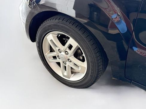 Used 2011 Kia Soul + w/ Audio Pkg FWD image 25
