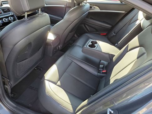 Used 2019 Genesis G70 2.0T Sport image 23