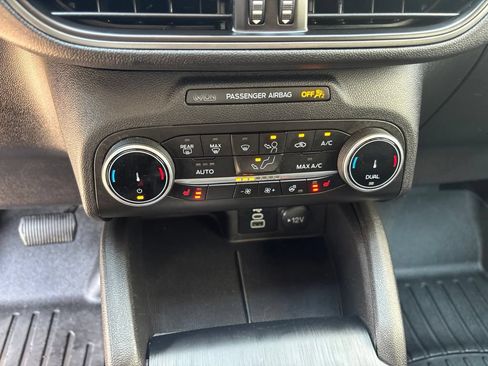 Used 2024 Ford Escape Active AWD/4WD image 18