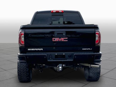 Used 2018 GMC Sierra 1500 Denali RWD image 5