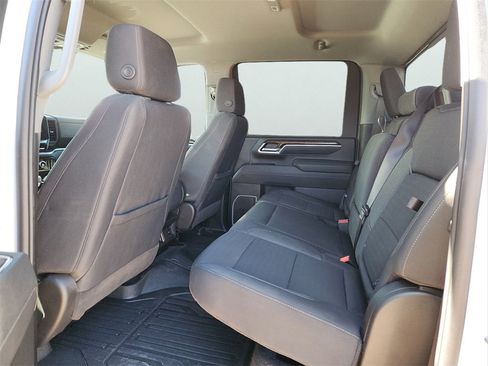 Used 2025 GMC Sierra 3500 SLE w/ SLE Value Package image 18