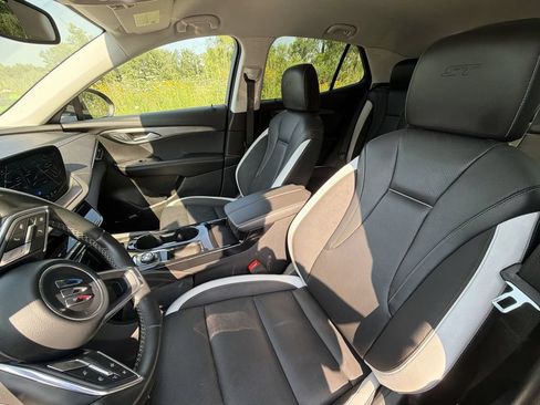 Used 2025 Buick Envision Sport Touring AWD/4WD image 13