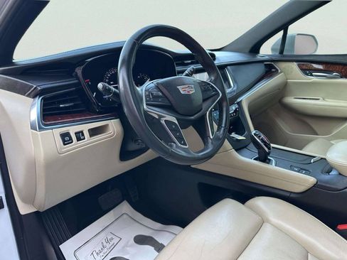 Used 2017 Cadillac XT5 Premium Luxury w/ Driver Assist Package FWD image 16