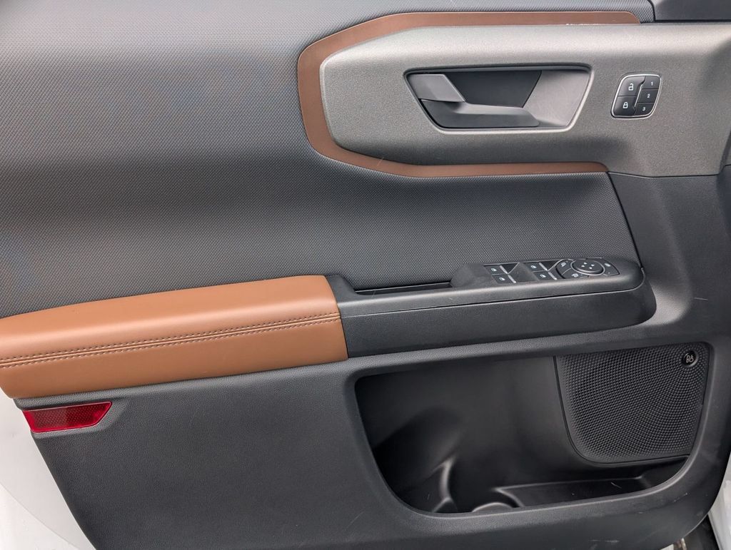 New 2025 Ford Bronco Sport Outer Banks w/ Sasquatch Outer Banks Package AWD/4WD image 24