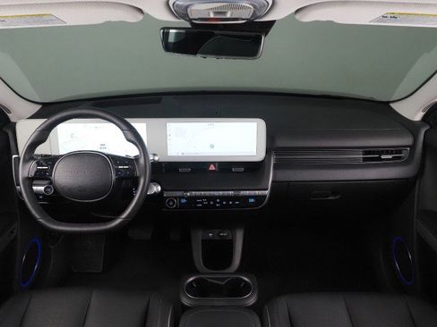 Used 2024 Hyundai Ioniq 5 AWD Limited image 3